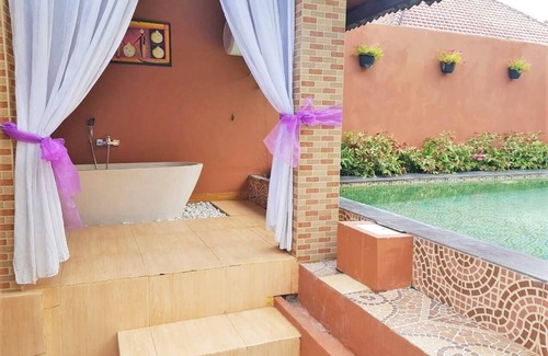 By Pass Ngurah Rai Kuta Villa | Pleasant and cosy villa to stay, 15 minutes walking distance to the beach