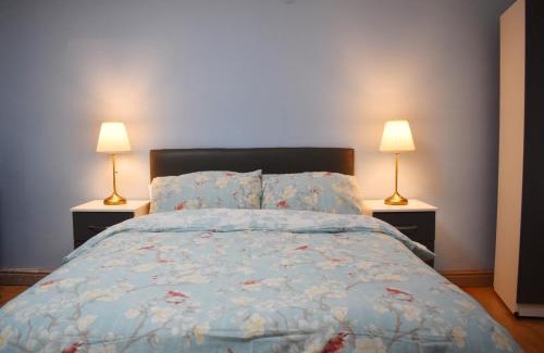 Bordesley House | Pleasant Apartment in near Birmingham City Center