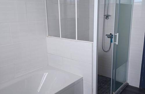 Frieres-Faillouel House | Pleasant house