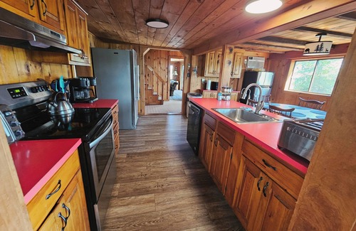 Moultonborough Cabin | Pleasant Island