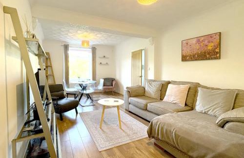 Trehafod House | PLEASANT View Impressive Home In Stunning Rhondda Valley By STAE-homes