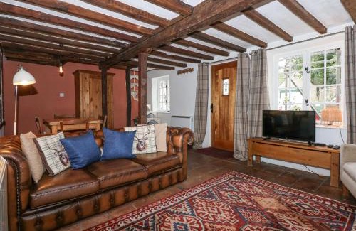 Hoxne House | Ploughman's