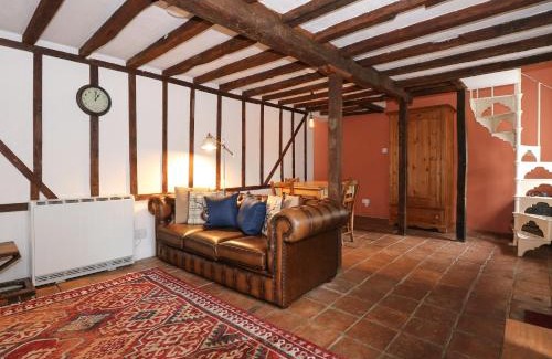 Hoxne House | Ploughman's