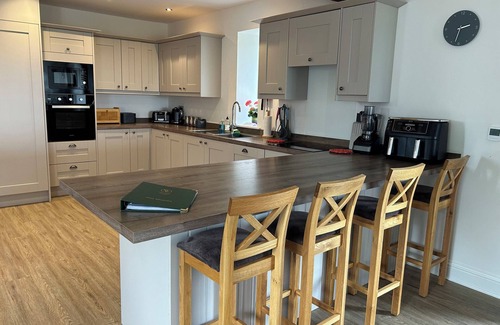 Harrogate Cottage | PLOUGHMAN'S RIGG, pet friendly, luxury holiday cottage in Spofforth
