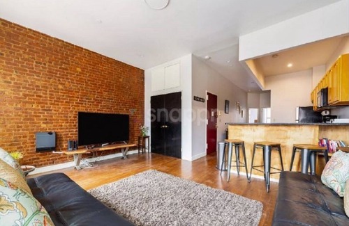 Central Park North Apartment | Plush And Spacious 2 Bedroom Flat In Manhattan
