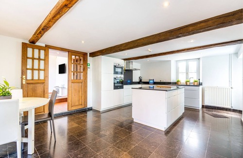 La Roche-en-Ardenne Villa | Plush Villa in La Roche-en-Ardenne with Swimming Pool