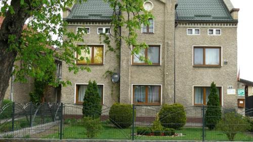 Nysa House | Pod Bocianem Noclegi