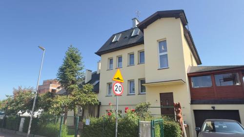 Mielno House | Pod Zielonym Daszkiem