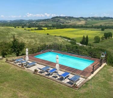 Lajatico House | Podere I Sorbi, Spacious Tuscan Villa, Lajatico, Nr Pisa