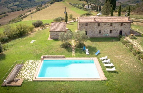 Il Poggio Apartment | PODERE OLIVETO Radicofani (SI)