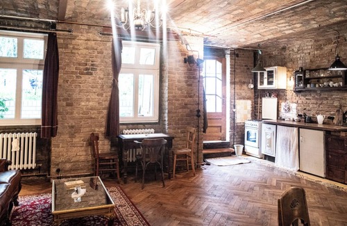 Planterwald Apartment | Poetic Studio with Garden