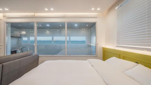 Pohang House | Pohang Etoile Poolvilla