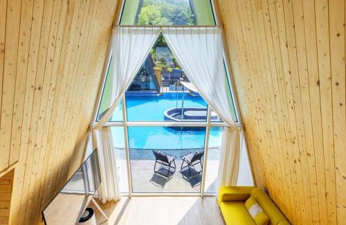 Pohang House | Pohang Peridot Pool Villa N Pool Glamping