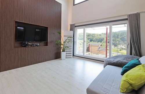 Pohang House | Pohang Yeonorang 187 and Sea Pool Villa