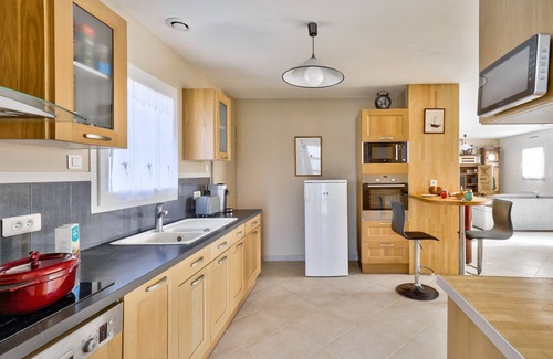 Plomeur Ski Chalet | Pointe de la Torche 5km- House for 4- Surfers