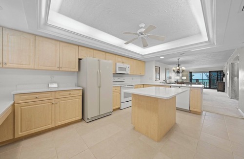 Sanibel Condo | Pointe Santo C42: Rooftop Deck w Direct Gulf Views