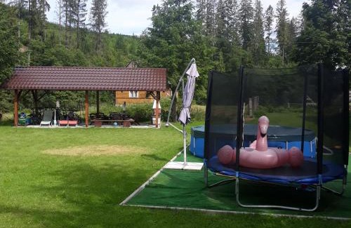 Ujsoy House | Pokoje Gościnne u Huberta