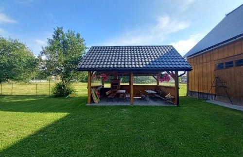 Chochołow House | Pokoje gościnne "u Marysi"
