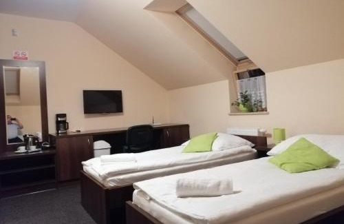 Niepolomice Bed & Breakfast | Pokoje Gościnne z łazienkami