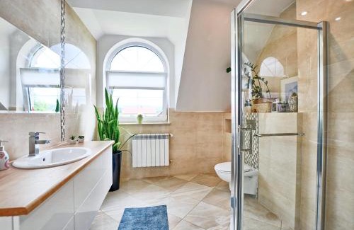 Zawoz House | Pokoje i apartamenty Ferencówka Bieszczady
