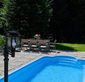Pcim Ski Chalet | Polana Słowikowa 5 star- domek w górach z jacuzzi, sauna,basen,ogród z lasem, kominek i narty