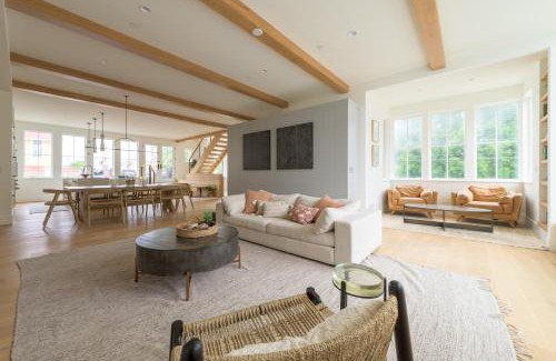 South Haven House | Polaris by the Lake- on famous North Beach