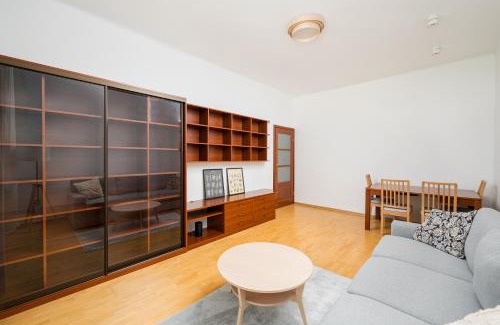 Mokotow Apartment | Pole Mokotowskie Homely Apartment by BookingHost