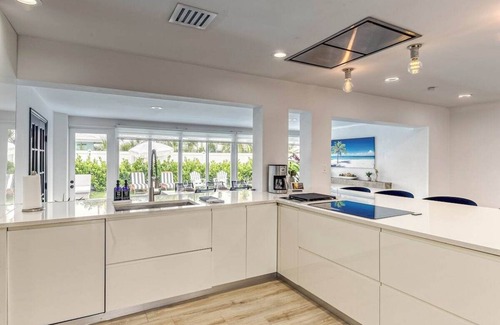Lighthouse Point House | Pompano Beach Oasis w/Heated Pool, Close to Beach