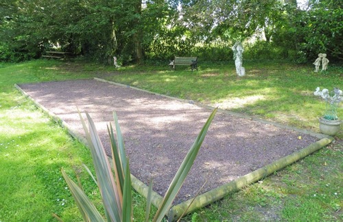 Cartigny l'Epinay House | Pond-side mobile home with private indoor pool, D-Day beaches.
