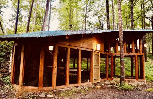 Stanardsville Apartment | Pond View (Second bedroom at extra cost)