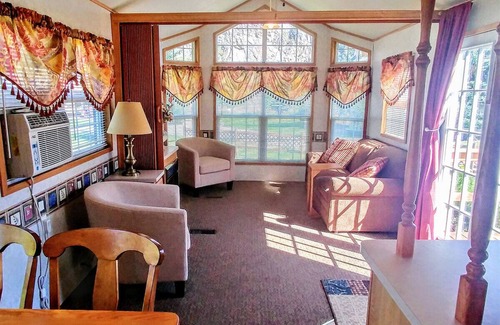 Hill City Cabin | Ponderosa Cabin: Cabins @ Creekside #4