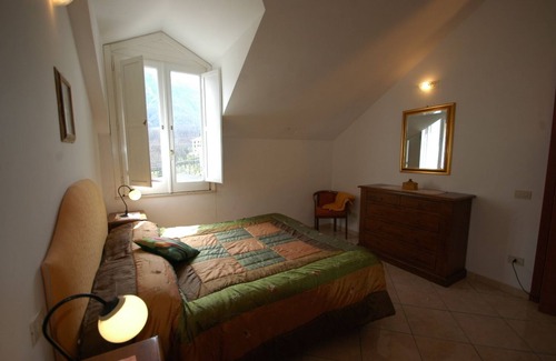 Tramonti Apartment | Ponentino A4 one bedroom apartment with equipped garden