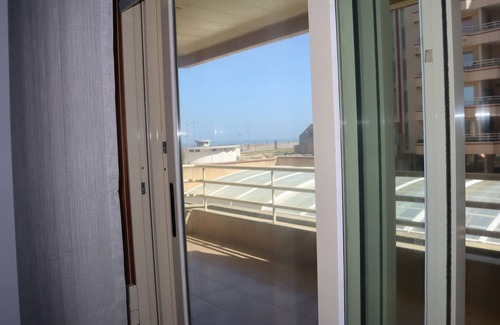 Furadouro Condo | Pool and sea view accommodation 50 m sea