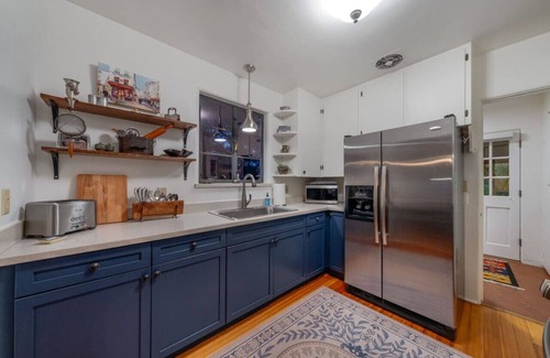 Blenman-Elm House | Pool/Fenced Yard/2BR 2BA/Historic & Charming