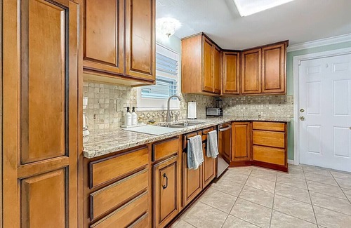 Boca Ciega Ridge Apartment | Pool Home in Seminole Florida