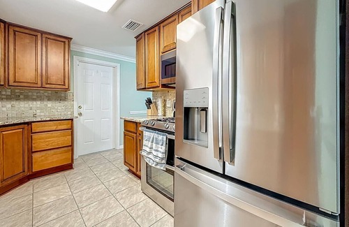 Boca Ciega Ridge Apartment | Pool Home in Seminole Florida