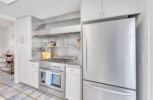 Vista House | Pool, hot tub, fire pit, and more! Aqua La Vista - New Listing