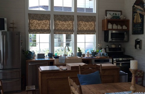 Long Beach House | Pool House at Shell House Estate