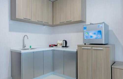 Tangerang Apartment | Pool View Brooklyn Alam Sutera Studio Apartment near IKEA By Travelio