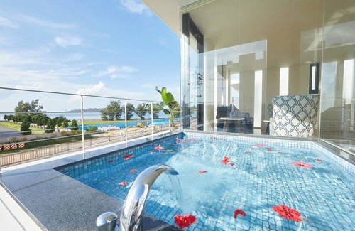 Motobu House | Pool with ocean view room without meals plan /Kunigami-gun Okinawa