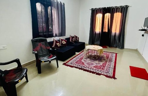 Siolim Apartment | Poolside 1 BHK service Apartment