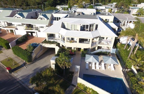 Palm Beach Apartment | Poolside at Iluka Resort Apartments