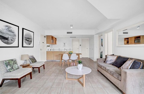 Palm Beach Apartment | Poolside at Iluka Resort Apartments