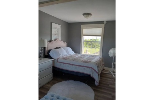 Queens County House | POOLSIDE ESCAPE in the heart of PEI . We are central to everything!