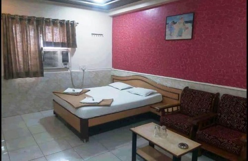 Amarnath Hotel | Poonam Lodging & Boarding