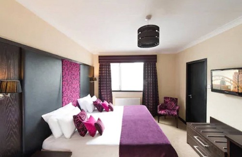 Rosebank Hotel | Popinjay Hotel