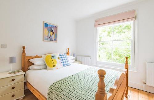 Sandwich House | Poplar Farm House