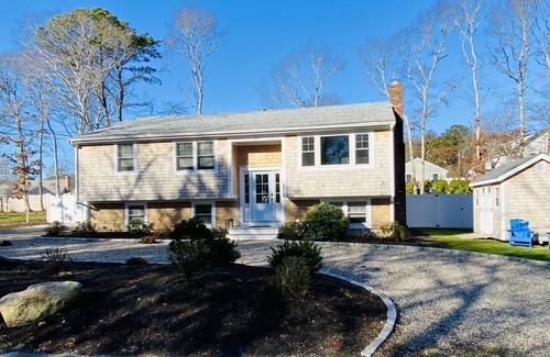 Popponesset House | Popponesset modern beach house 6 minute walk to private beach (plenty of beds)!