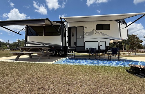 Bay Lake House | Poppop's Rambler -Luxury Living w/King, Sofa Sleeper. Delivered & Setup for You