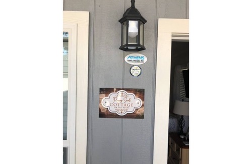 Canyon Lake Cottage | Poppy Seed Cottage